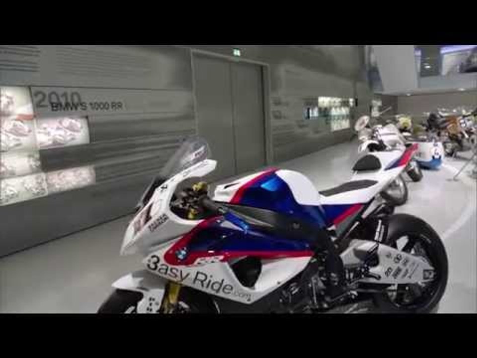 BMW Museum Several BMW racing motrocycles BMW S 1000 RR, BMW F 650 RR, BMW R 80 GS | AutoMotoTV