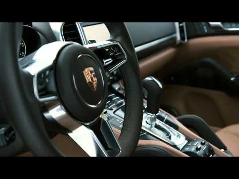 Porsche Cayenne Turbo S Interior Design on the Snow | AutoMotoTV