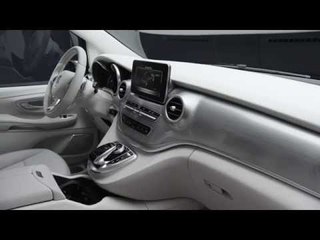 Video herunterladen: Geneva Motor Show 2015 - Mercedes-Benz Concept V-ision e PLUG-IN HYBRID Interior Design | AutoMotoTV