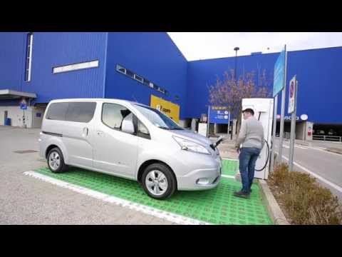 Nissan electrifies IKEA with the fast charging | AutoMotoTV