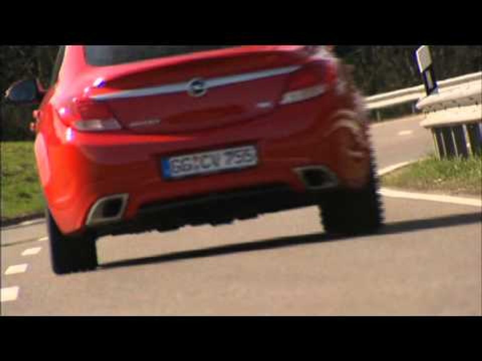 Opel Insignia OPC Unlimited Driving Scenes