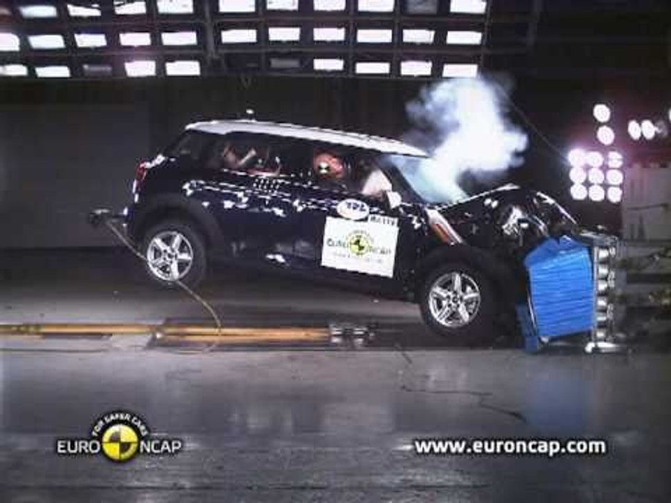 MINI Countryman Crash Tests 2010