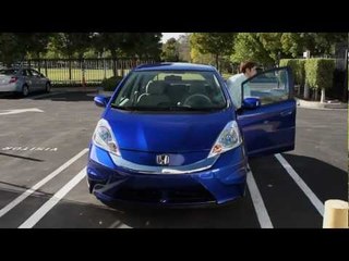 2013 Fit EV debuts at the LA Auto Show