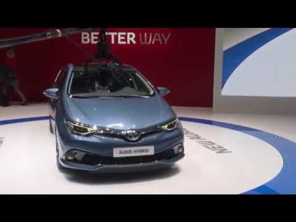 Geneva International Motor Show 2015 - Toyota Auris | AutoMotoTV