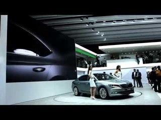 Geneva 2015 - Skoda presents all-new Superb | AutoMotoTV