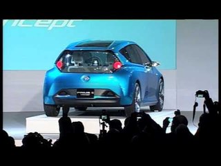 2011 NAIAS   Toyota Prius Family Reveal