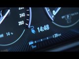 The BMW X5 xDrive 40e Monitors | AutoMotoTV