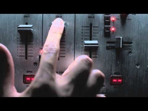 2015 Yamaha TMAX 530 Trailer | AutoMotoTV