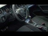 Volkswagen Golf Alltrack - Interior Design | AutoMotoTV