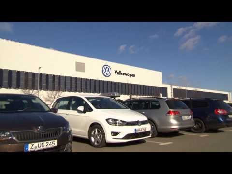 Volkswagen Golf Variant - Production Plant | AutoMotoTV