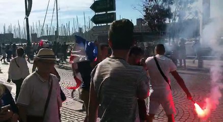 France-Uruguay : les supporters célèbrent la victoire sur le Vieux-Port