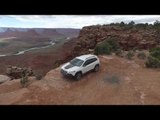 Jeep Cherokee the queen of Moab Exterior Design | AutoMotoTV