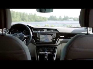 The new Volkswagen Touran Teaser | AutoMotoTV