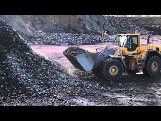 Volvo Trucks - Five new features for rough terrain | AutoMotoTV