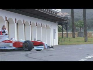 F1 2009 Presentation Panasonic Toyota Racing, TF109 car on track