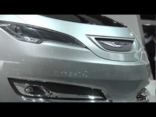 Chrysler 700C at the 2012 North American International Auto Show