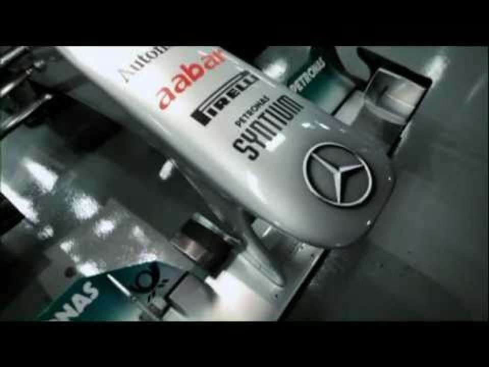 Painting the Silver Arrows - F1 car