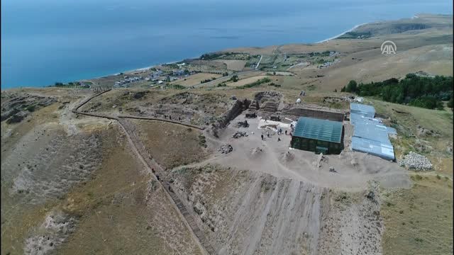 30 Yıldır Süren Kazı Çalışmaları Urartu Tarihine Işık Tutuyor