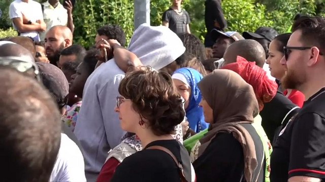 Nantes, il poliziotto ritratta: Ho sparato per errore