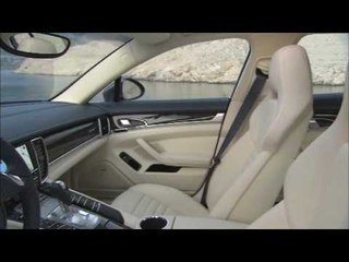 Porsche Panamera 4S - Interior