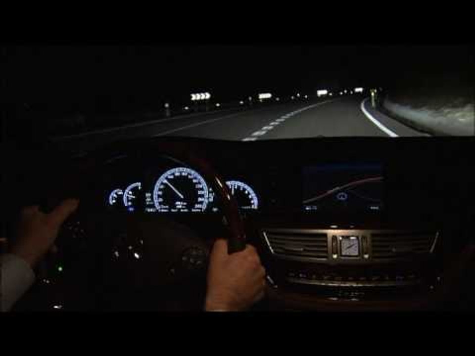 MercedesBenz SClass 2009 Adaptive Highbeam Assist video Dailymotion