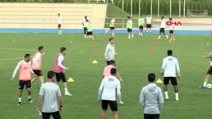 Spor Beşiktaş'ın İdmanına Yine Yağmur Engeli -2