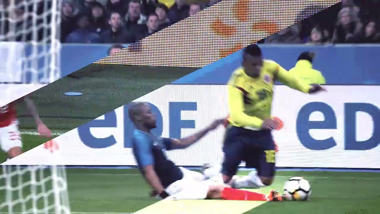 Uruguay / France.   Équipe de France de Football.   Un gros match qu'il faudra aborder avec la même rage de vaincre que le précédent pour pouvoir continuer notre parcours en Coupe du Monde ! ✊  #FiersdetreBleus #FRAURU