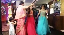 taaro ka chamkta gahna ho song dance by beautiful girl in marriage