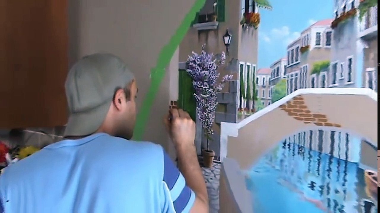 Bombelkie paint a Mural