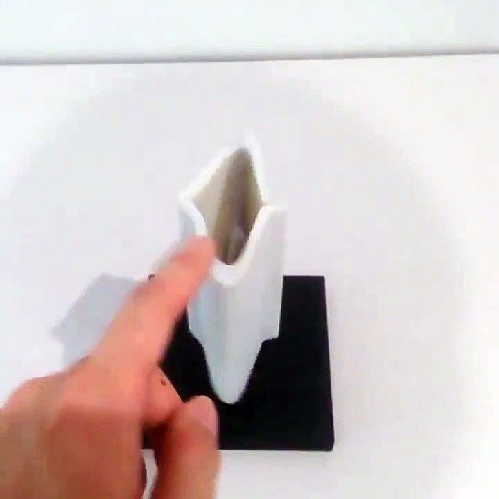 Cette illusion d'optique va vous tordre le cerveau