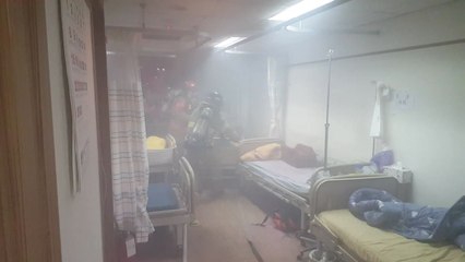 부산 요양병원 화재...환자 40여 명 대피 / YTN