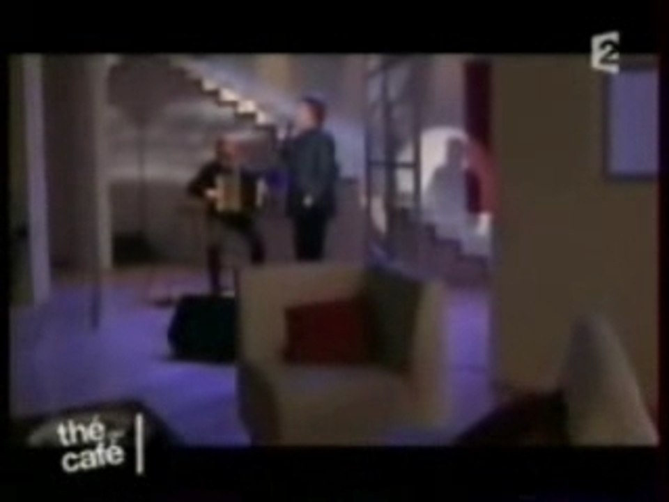 Serge LAMA chante Les ballons rouges