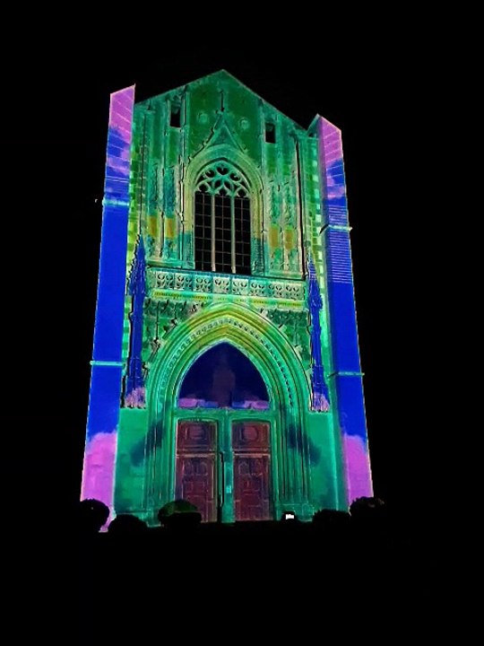 Fête des éléphants à Chambéry : le spectacle sur la cathédrale Saint-François-de-Sales