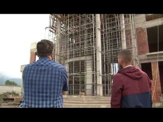 Dy të rinjë goditen nga rrufeja - Lajmet