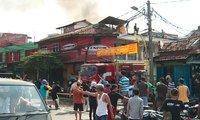 Kebakaran Melanda Permukiman di Jalan Kota Bambu Selatan