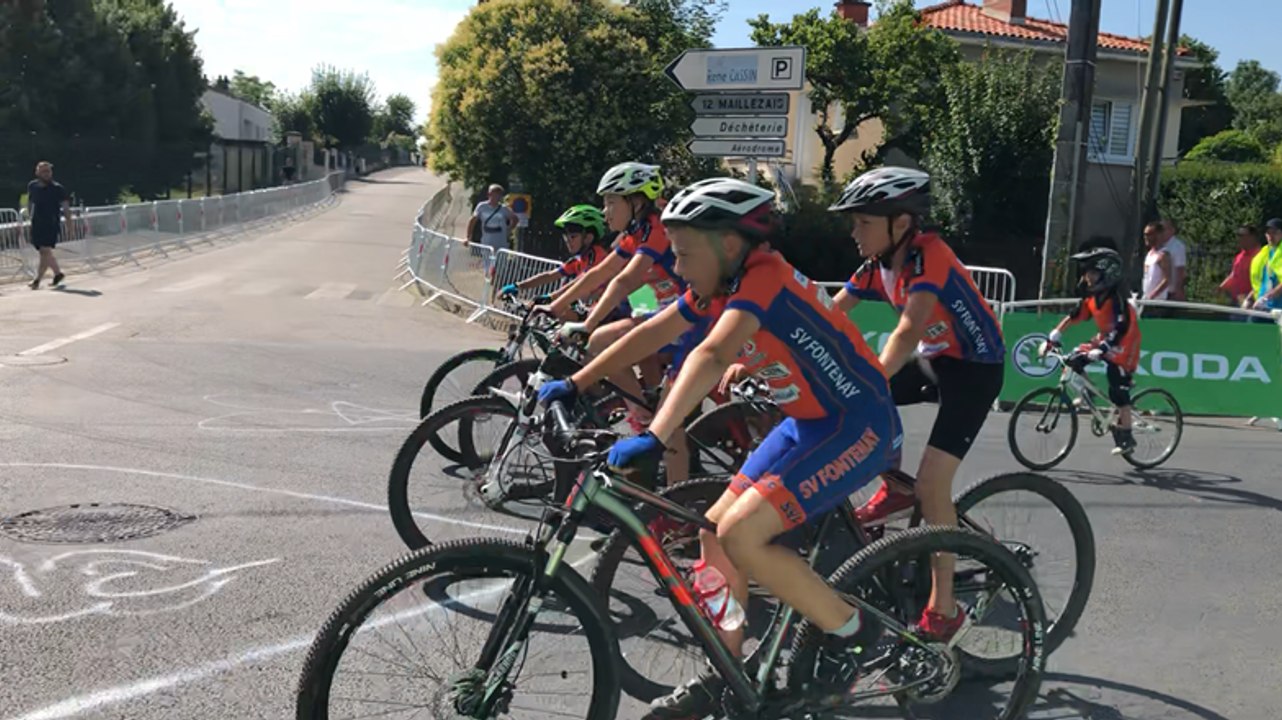 De jeunes cyclistes de Vendée font leur Tour