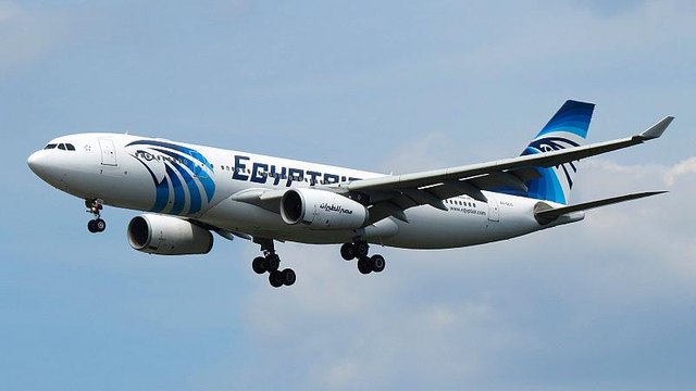 EgyptAir 2016 crash caused by fire, say French investigators