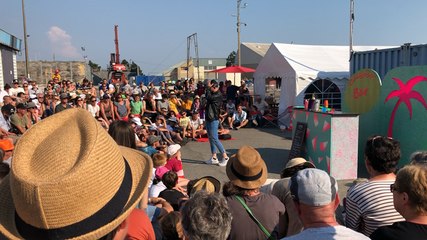 La compagnie Cîrconflexe avec « La Guerre est finie »