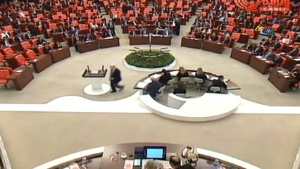 İzmir Milletvekilleri Yemin Etti