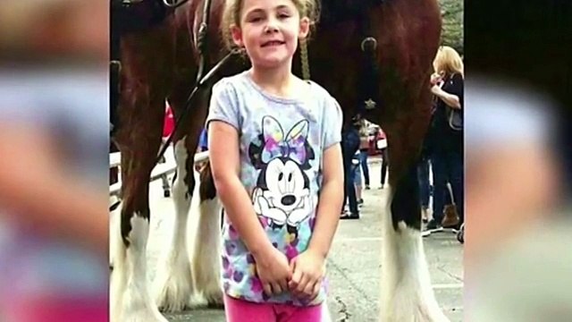 التقط صورة جميلة لابنته ولكن عند تكبير الصورة كانت الصدمة