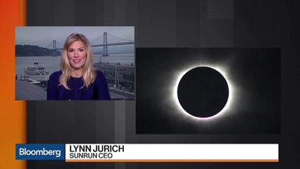 Comcast Solar Marketing Deal Prompts Partner Sunrun to Soar