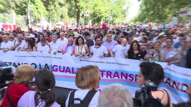 Madrid se llena de color con la manifestación del Orgullo LGTBI