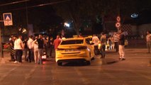 Fatih'te Motosiklet ile Taksi Çarpıştı: 1 Ağır Yaralı