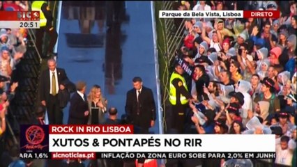 Marcelo Rebelo de Sousa canta A Minha Casinha com os Xutos