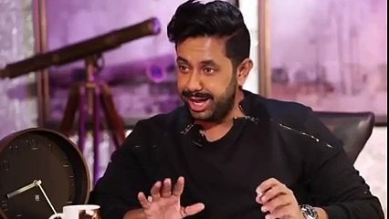 سألها المذيع؟ ليش لسا مو متزوجة ؟؟!! ردت عليه بشعر خلته يسكت ...