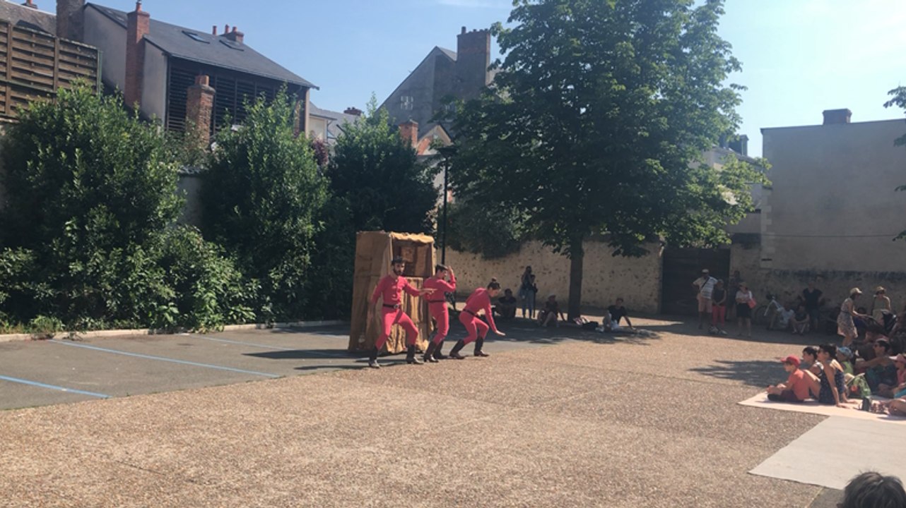 Affranchis. La compagnie des Rotules effrénées...