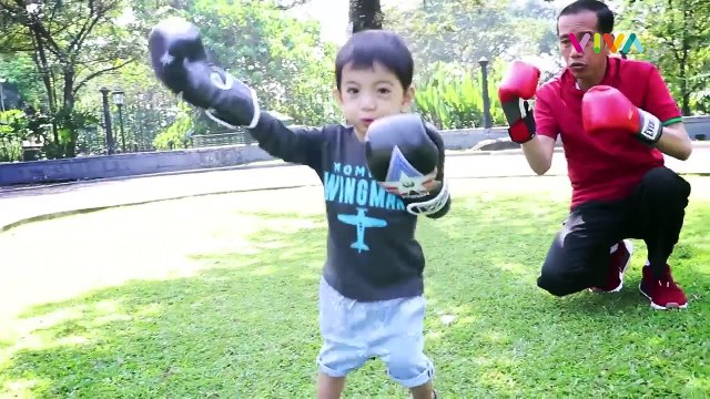 Tinju Gemas Jokowi vs Jan Ethes, Lucu Banget