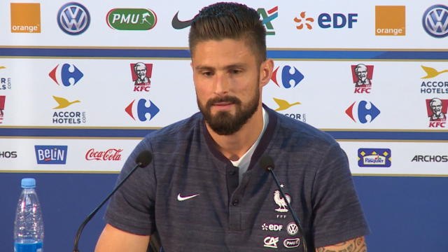 Bleus - Giroud : Lloris est meilleur que Courtois