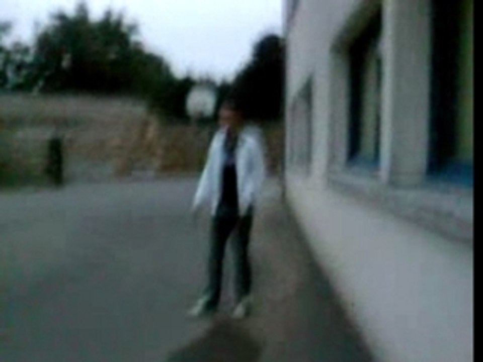 annif caro tro bourré