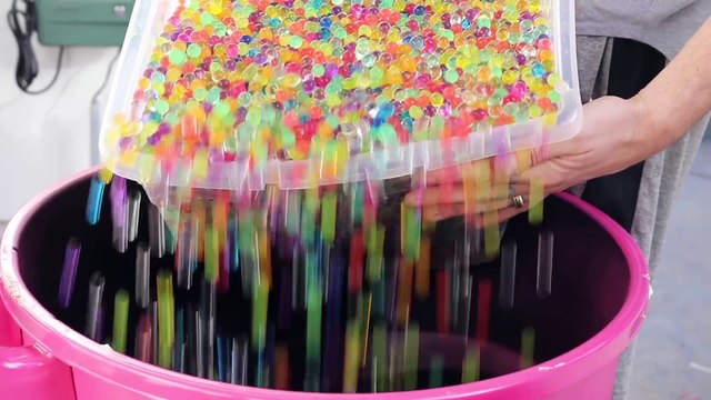 GIANT DIY STARBUCKS UNICORN FRAPPUCCINO ! 4ft Tall ! Room Decor Storage Bin!